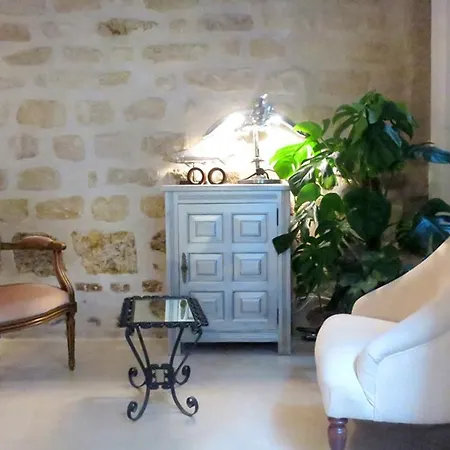 Charming Loft Spirit In Montmartre Parigi